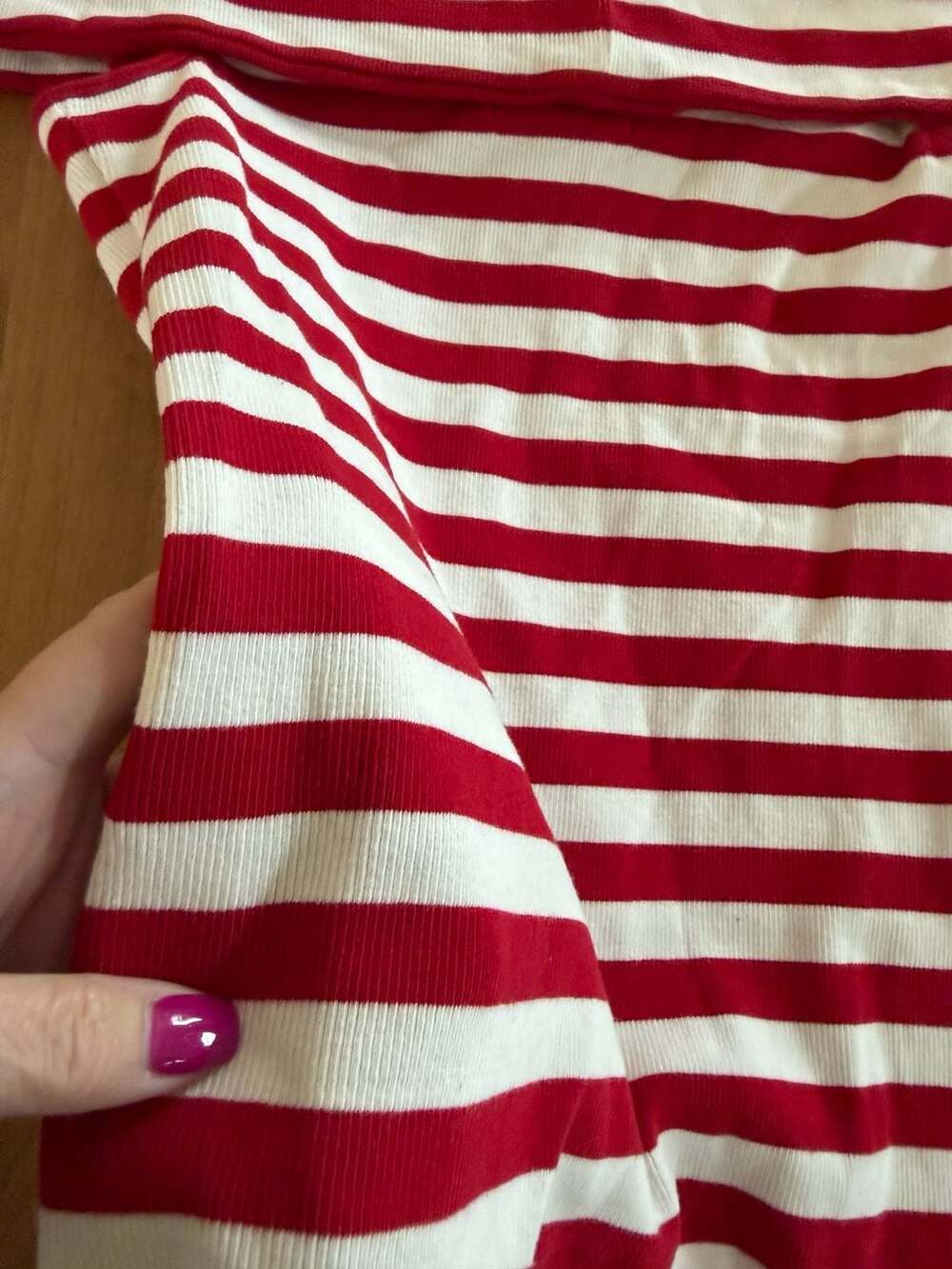 Banana Republic Red and White Striped Off-Shoulder Top - Picture 5 of 5